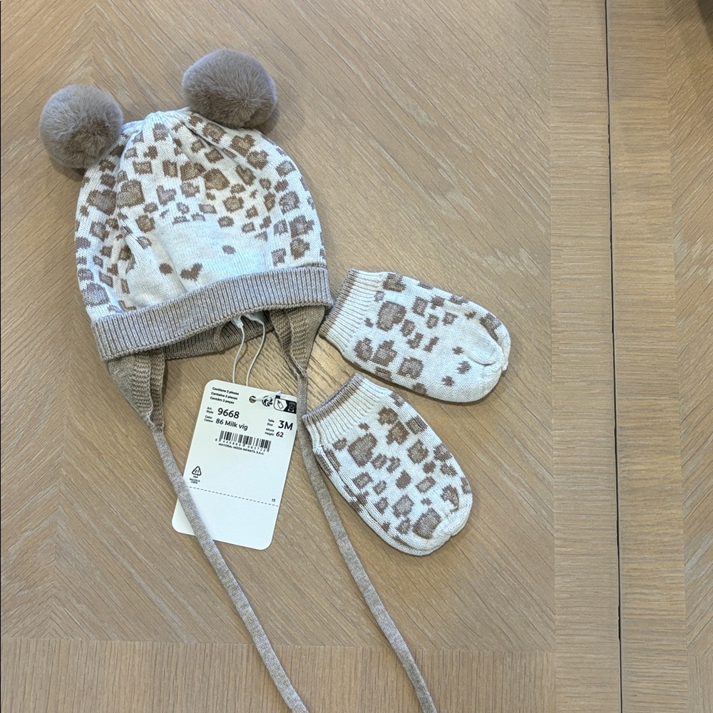 NEW Mayoral Newborn - 3Months Cream and Brown Patterned Hat &Mittens